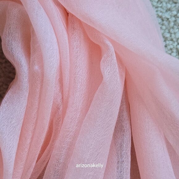 NWOT Ovcio Featherlight Cashmere Scarf - Picture 4 of 14